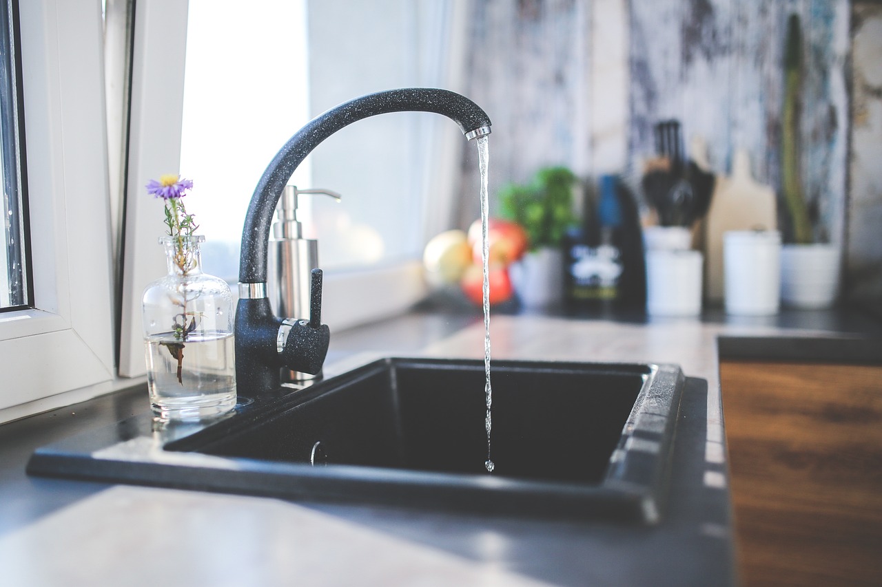 Granite or Quartz Countertops in Riverside Homes